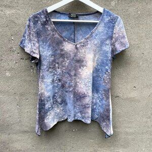 Vintage Blue Floral Whimsical Short-Sleeved Top